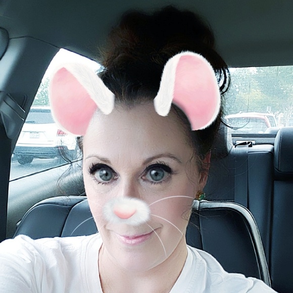 Meet your Posher, Angela - Picture 5 of 5